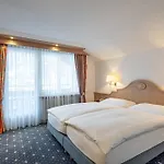 Hotel Alpenroyal