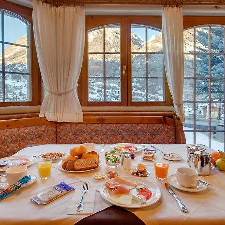 Alpenroyal Otel Zermatt