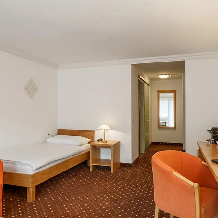 Hotel Alpenroyal 3*