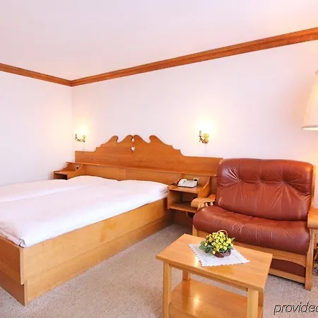 Hotel Alpenroyal