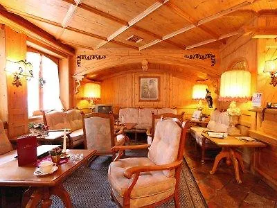 Hotel Alpenroyal