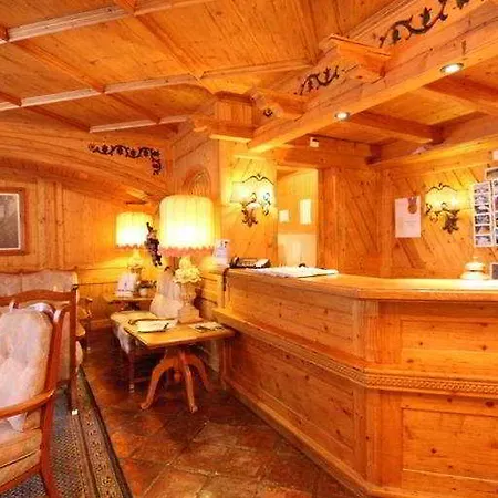 Szálloda Alpenroyal 3*