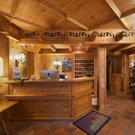 Szálloda Alpenroyal 3*