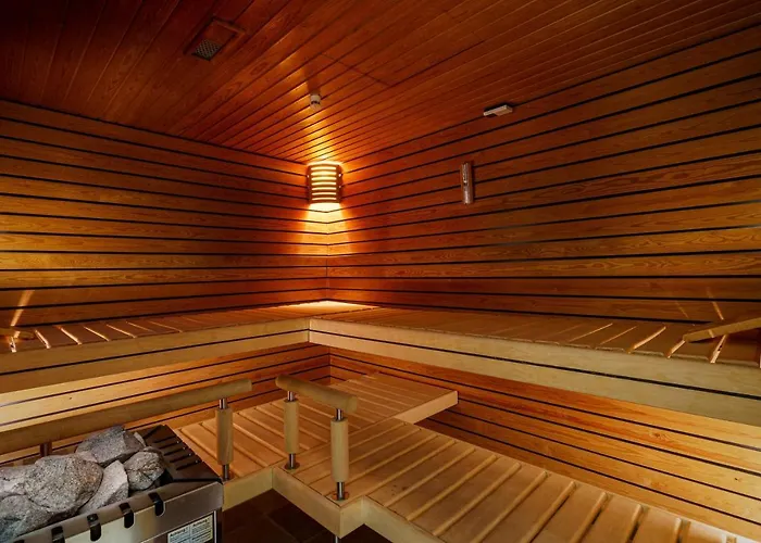 Alpenroyal Hotell 3*